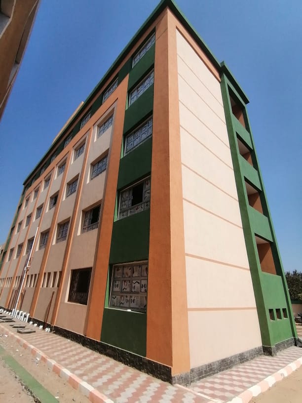 مدرسة حياة كريمة 