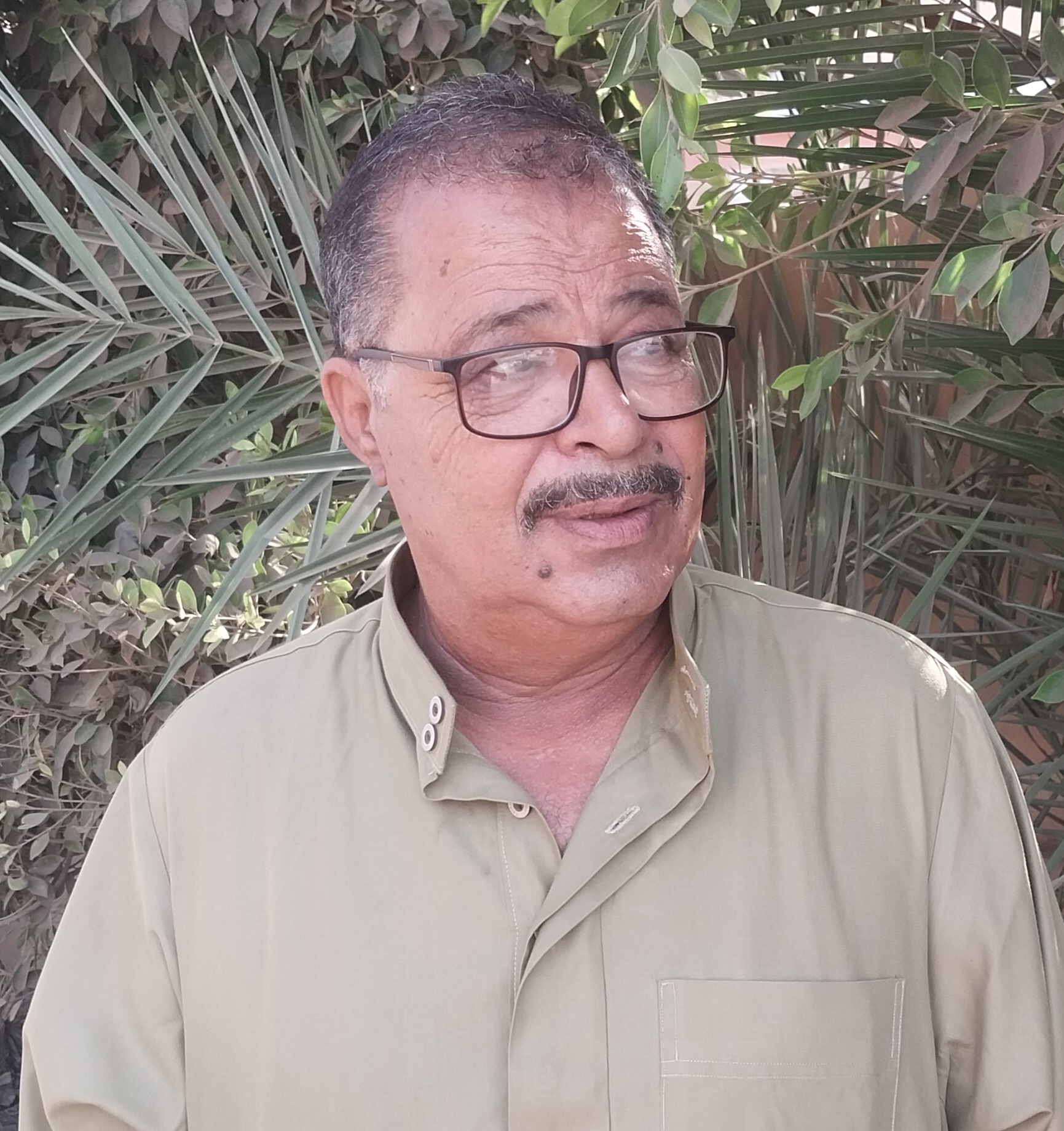 احد الاهالى بقرى الحسينية 