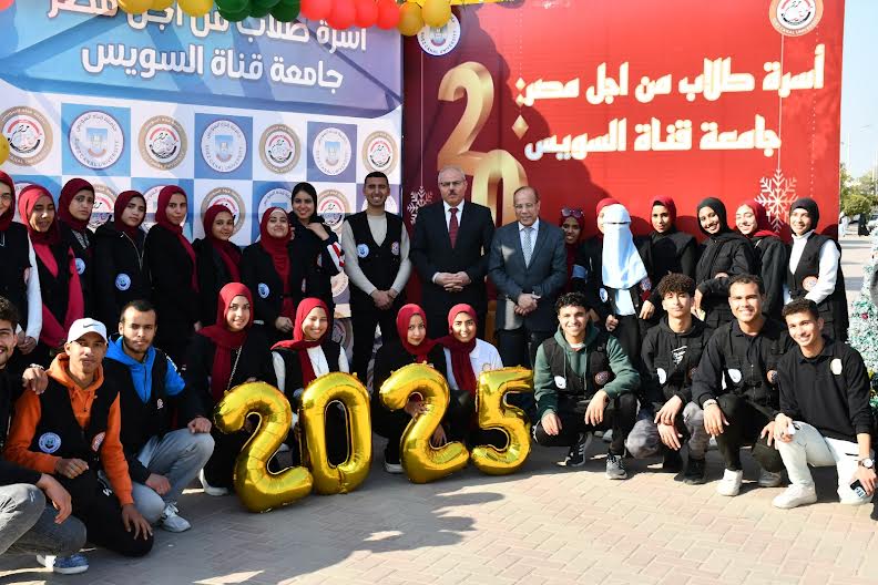 رئيس الجامعة والطلبة رئيس الجامعة والطلبة