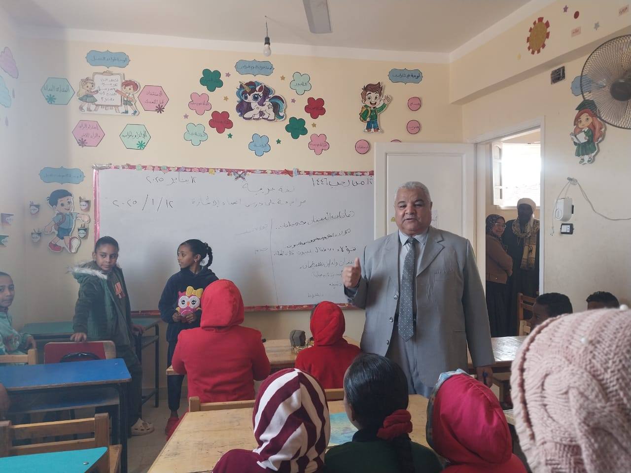 وكيل تعليم الأقصر يشيد بمدارس التعليم المجتمعي
