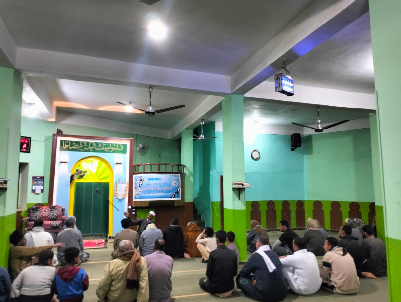 جانب من ندوات التوعية بالمساجد