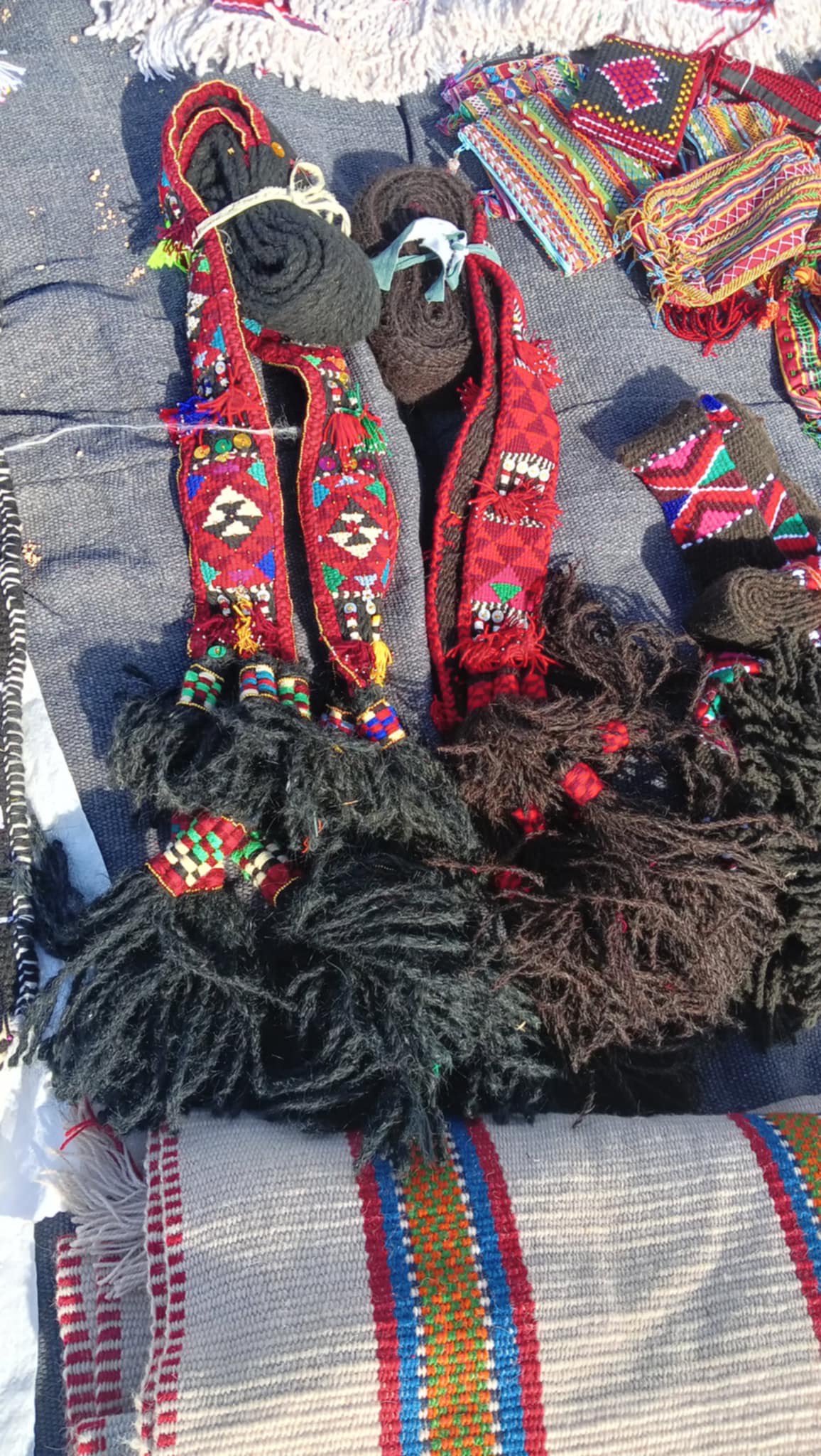 جانب من المشغولات