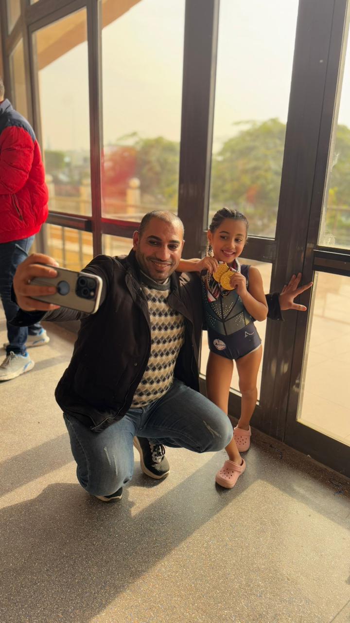 فيروز أحمد حسن  تحصل على المركز الاول فى بطولة الجمهورية للجمباز وتفوز الذهبية وكأس البطولة (6)