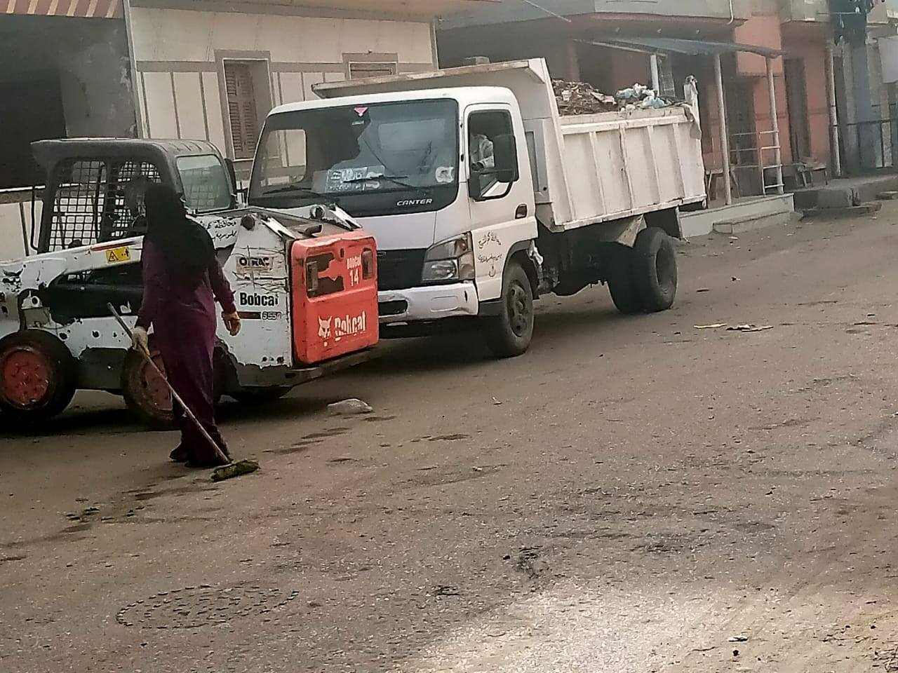 رفع المخلفات من الشوارع