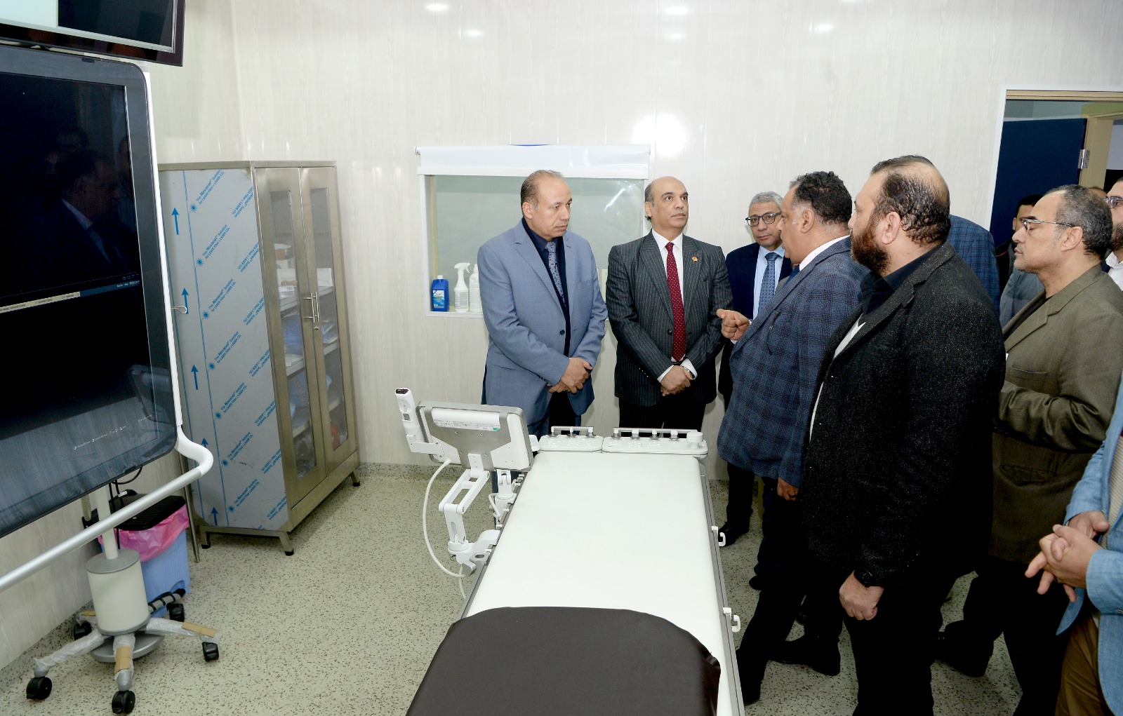 تفقد المنشآت الطبية داخل جامعة المنصورة