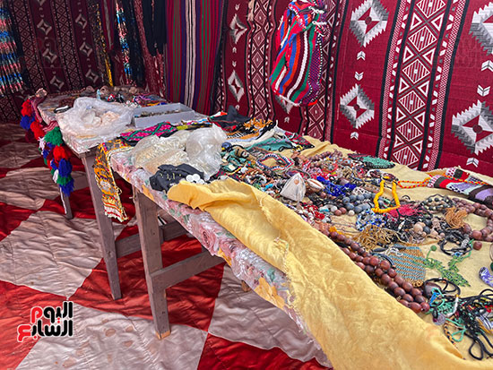 جانب-من-المعروضات-(1)