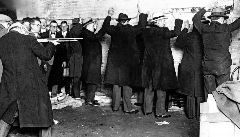 محاكاة لمجزرة عيد الحب