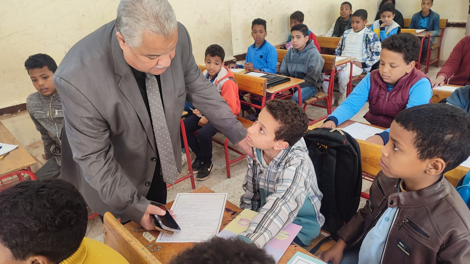 جولة وكيل التعليم على لجان الامتحانات