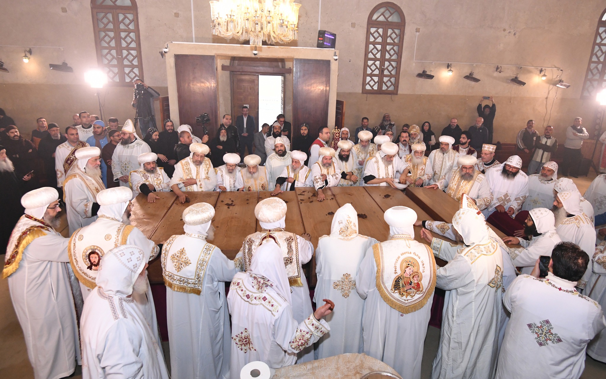 جانب من تطيب الرفات