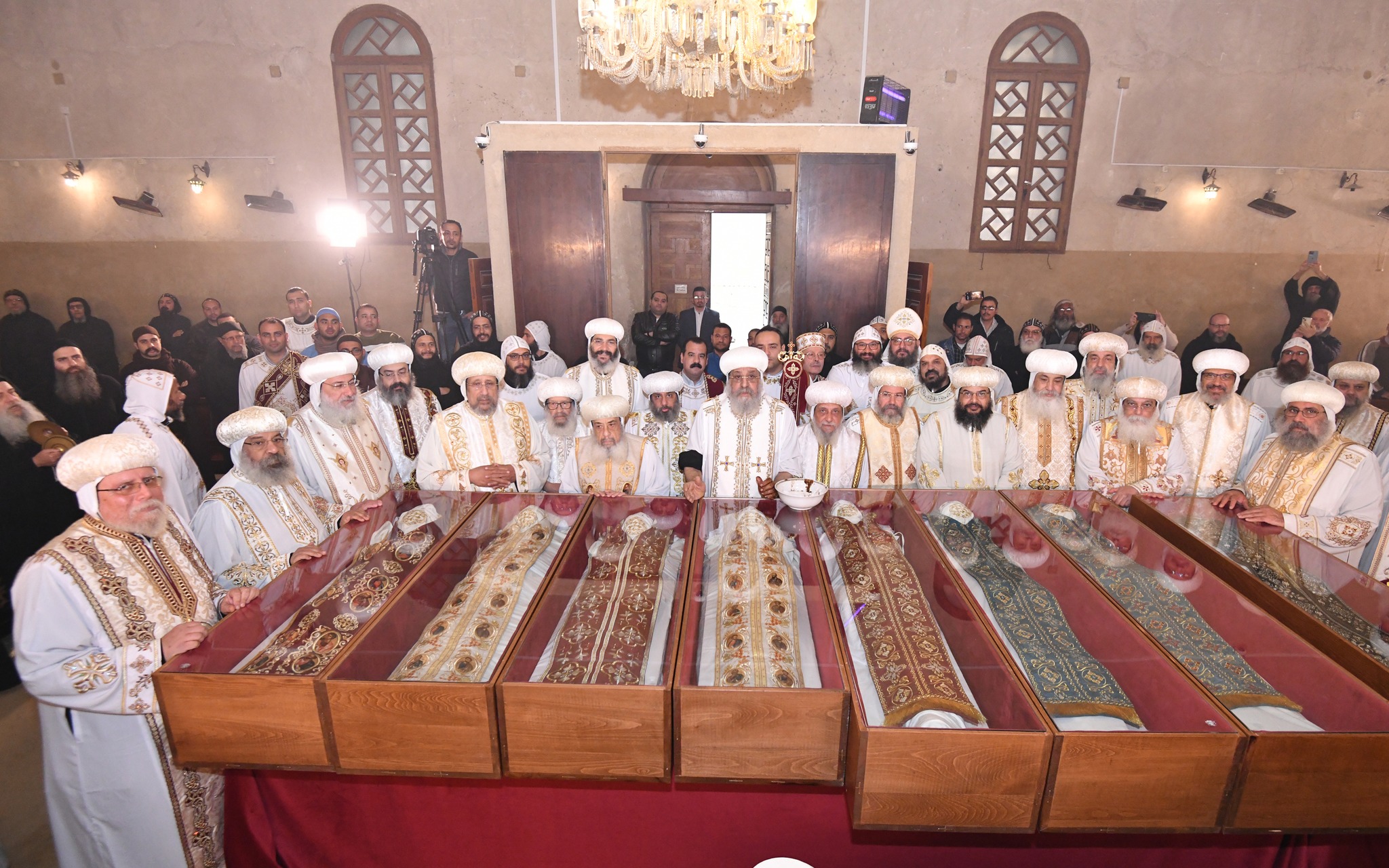 البابا تواضروس الثانى والأباء الأساقفة