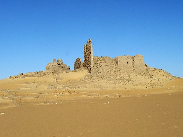 قصر البارامودى بالخارجة قصر البارامودى بالخارجة