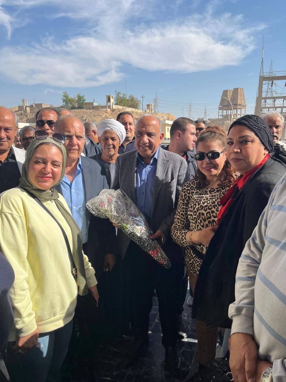 زيارة وزير الكهرباء ولجنة الطاقة لمحطة السد العالي