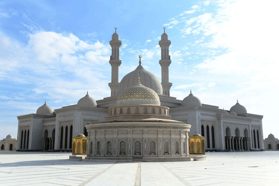 مسجد مصر الأكبر مساحة فى العالم