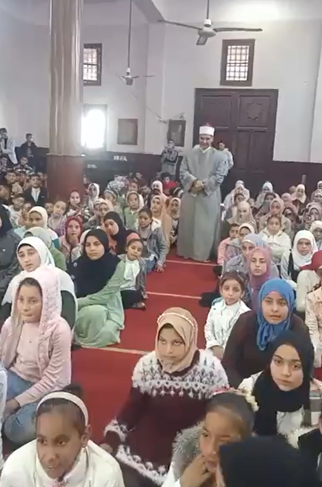 جانب من لقاء الأطفال التثقيفي