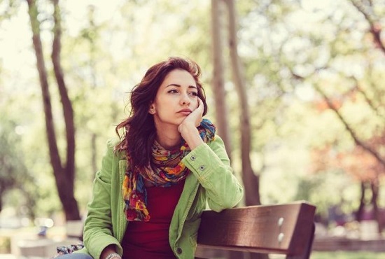 فتاة لها حياتها الخاصة فتاة لها حياتها الخاصة