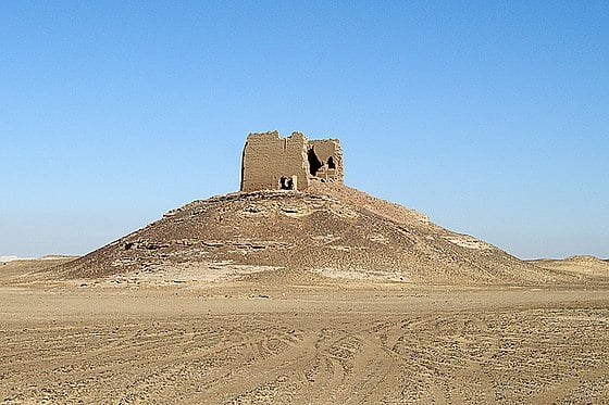 قصر الجب بالخارجة قصر الجب بالخارجة