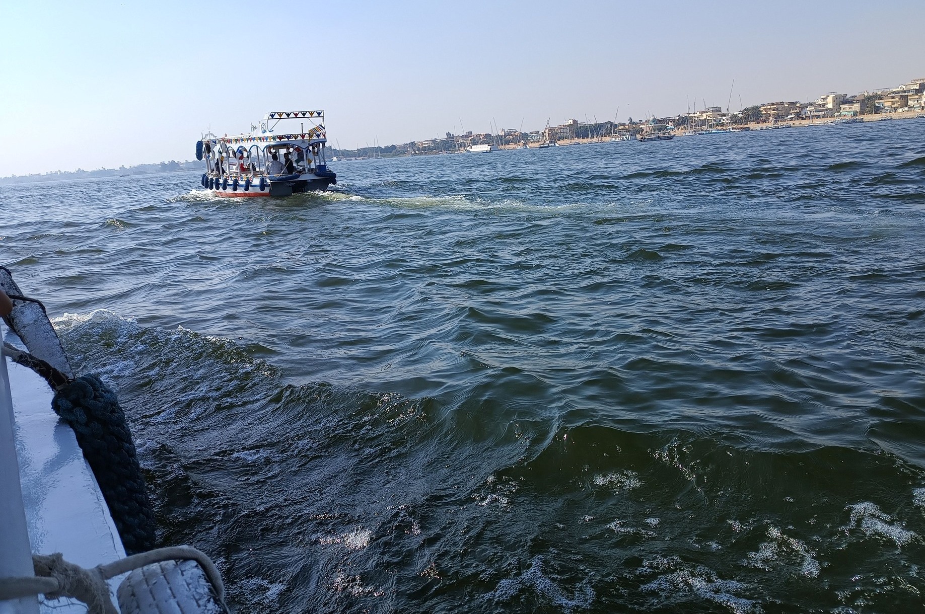 خروج المراكب فى قلب نهر النيل بالأقصر خروج المراكب فى قلب نهر النيل بالأقصر