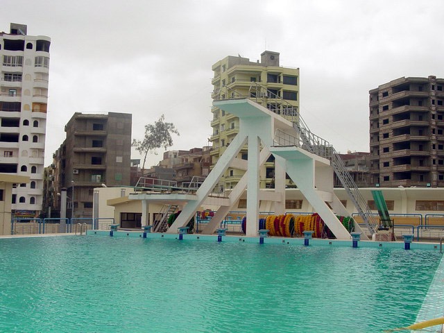 حمام السباحة الأوليمبي