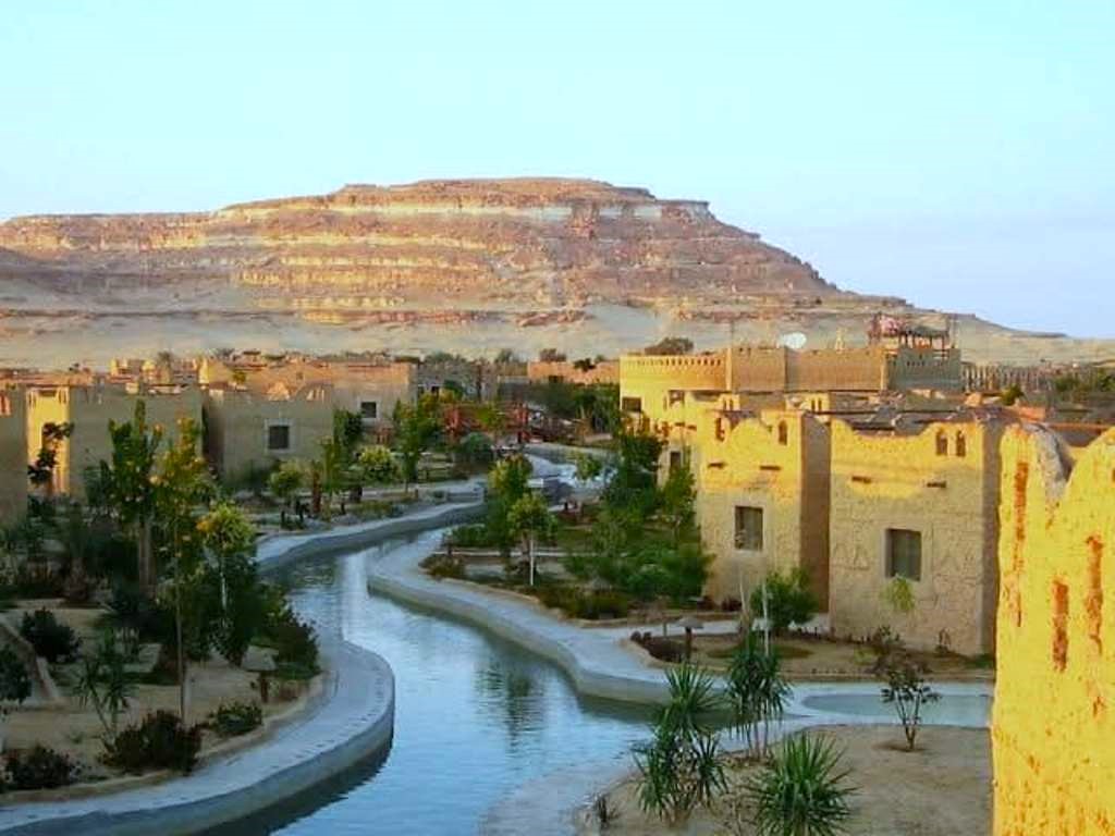 احد فنادق سيوة على الطراز السيوي احد فنادق سيوة على الطراز السيوي