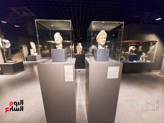 تمثال-نصفى-بمتحف-الاثار-بمكتبة-الاسكندرية