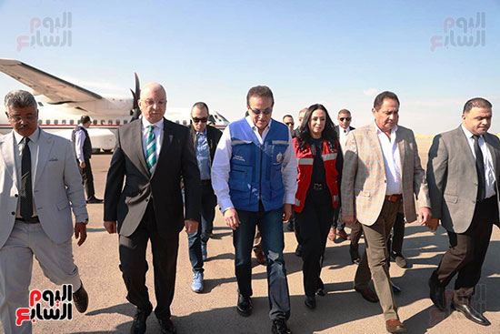 وصول وزيرى الصحة والتضامن للعريش (2)