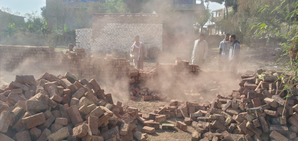 إزالة حالات تعدى على أرض زراعية بأرمنت