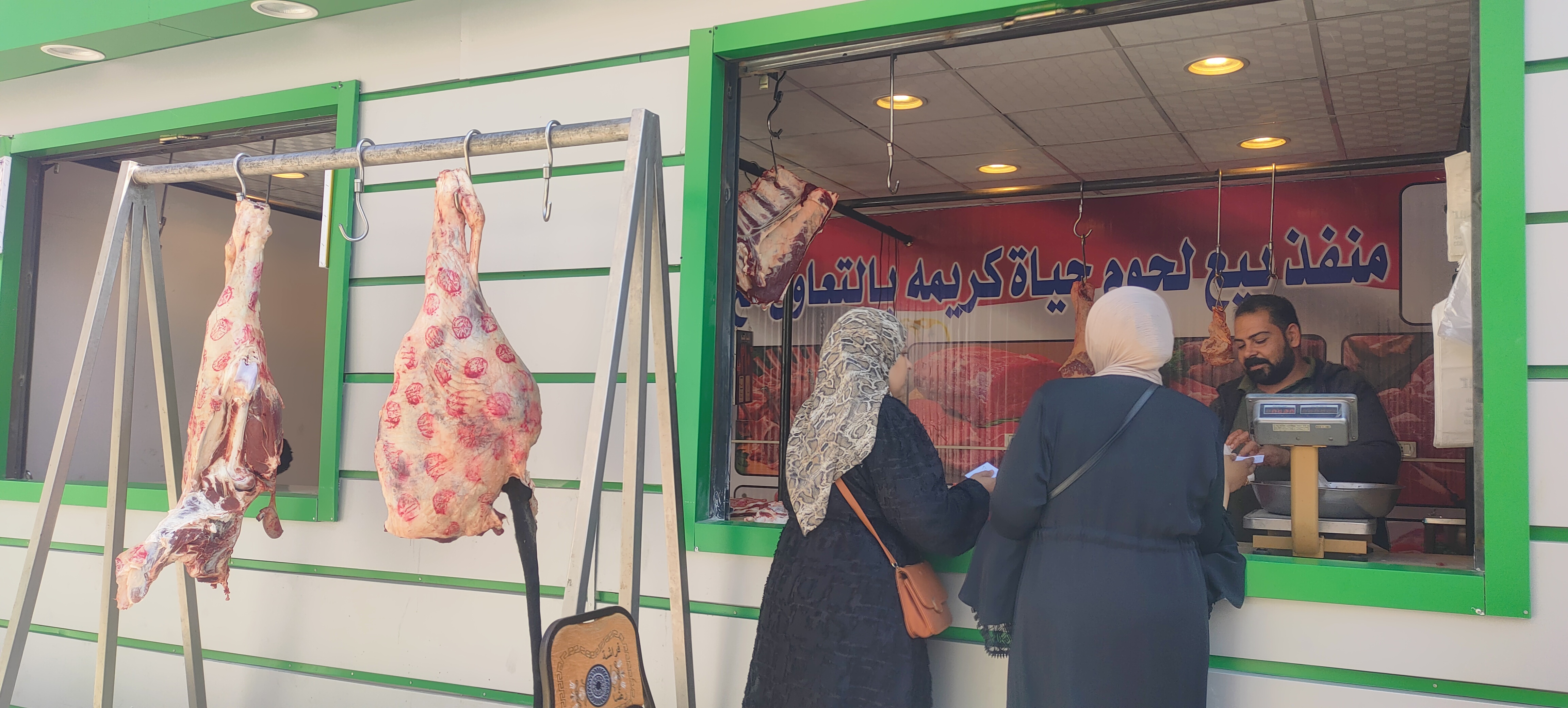 منافذ لتوفير السلع الغذائية بسعر مدعم (4)