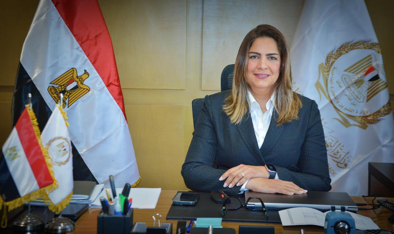 سارة العزازى سارة العزازى