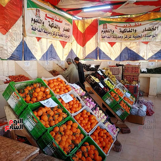 إقبال-كبير-من-المواطنين-على-أسواق-اليوم-الواحد--(12)
