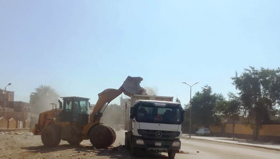 تراكمات وأتربة