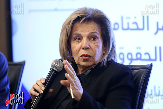 مشيرة خطاب رئيس المجلس القومى لحقوق الإنسان (3)