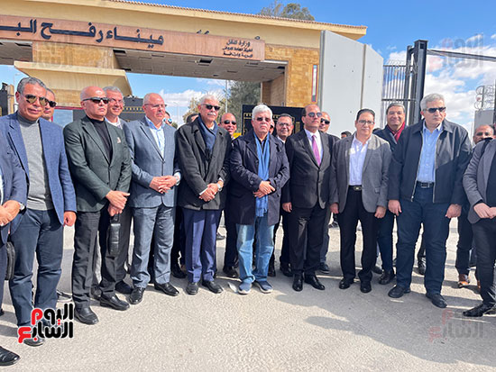 وزير-التعليم-العالي-يصل-معبر-رفح