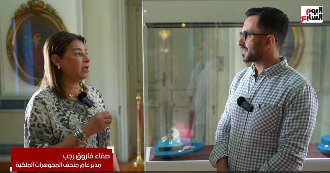 الزميل محمد أسعد ومديرة عام متحف المجوهرات الملكية  (5)