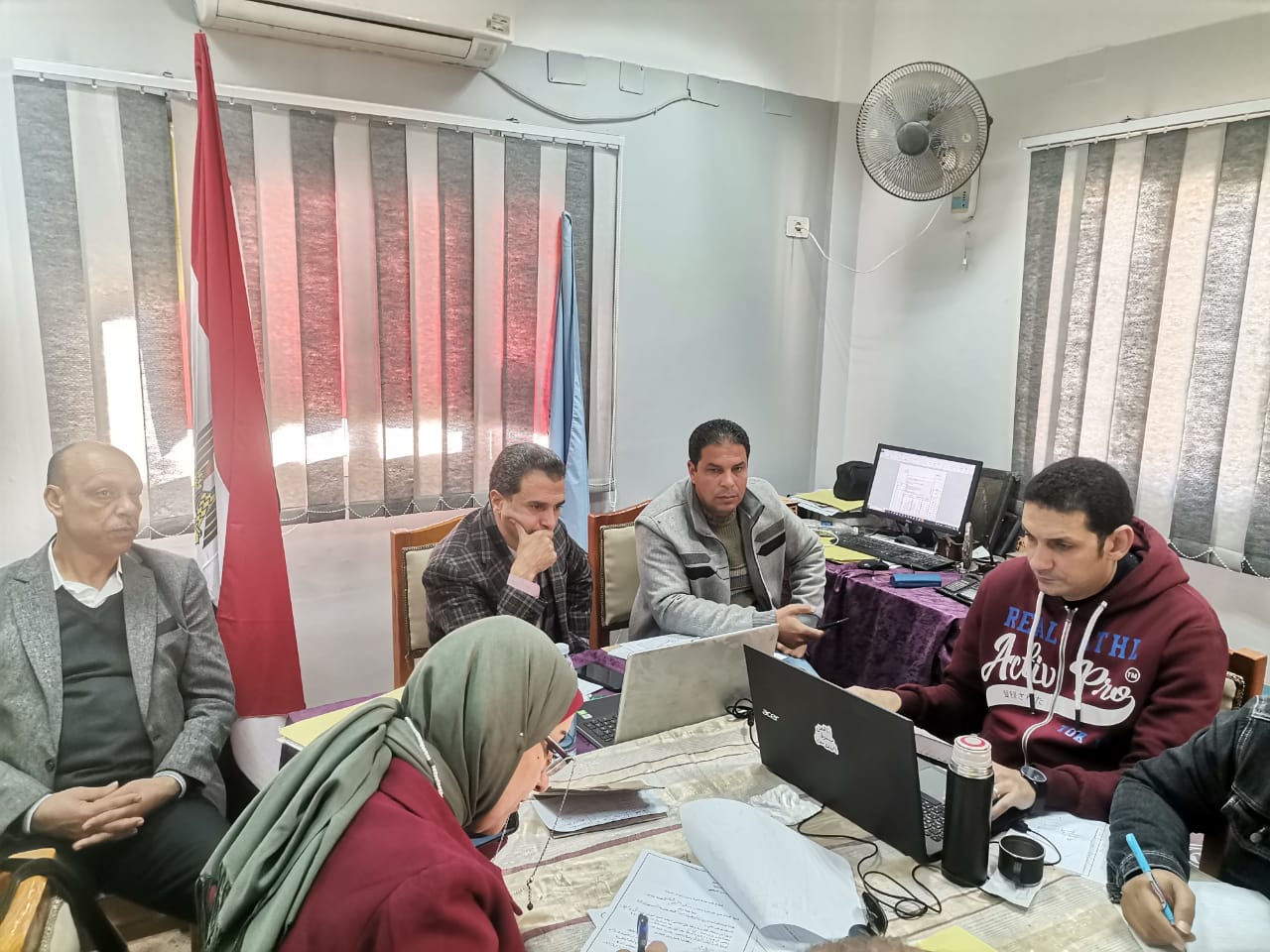 جانب من المتابعة لغرفة العمليات