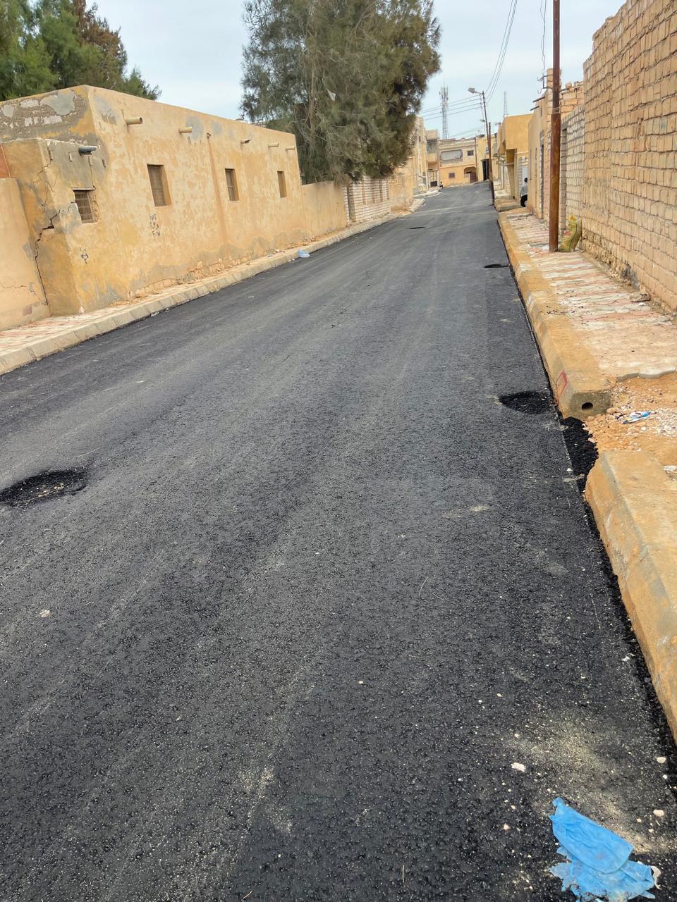رصف شوارع احياء مطروح عقب مد شبكات المرافق رصف شوارع احياء مطروح عقب مد شبكات المرافق