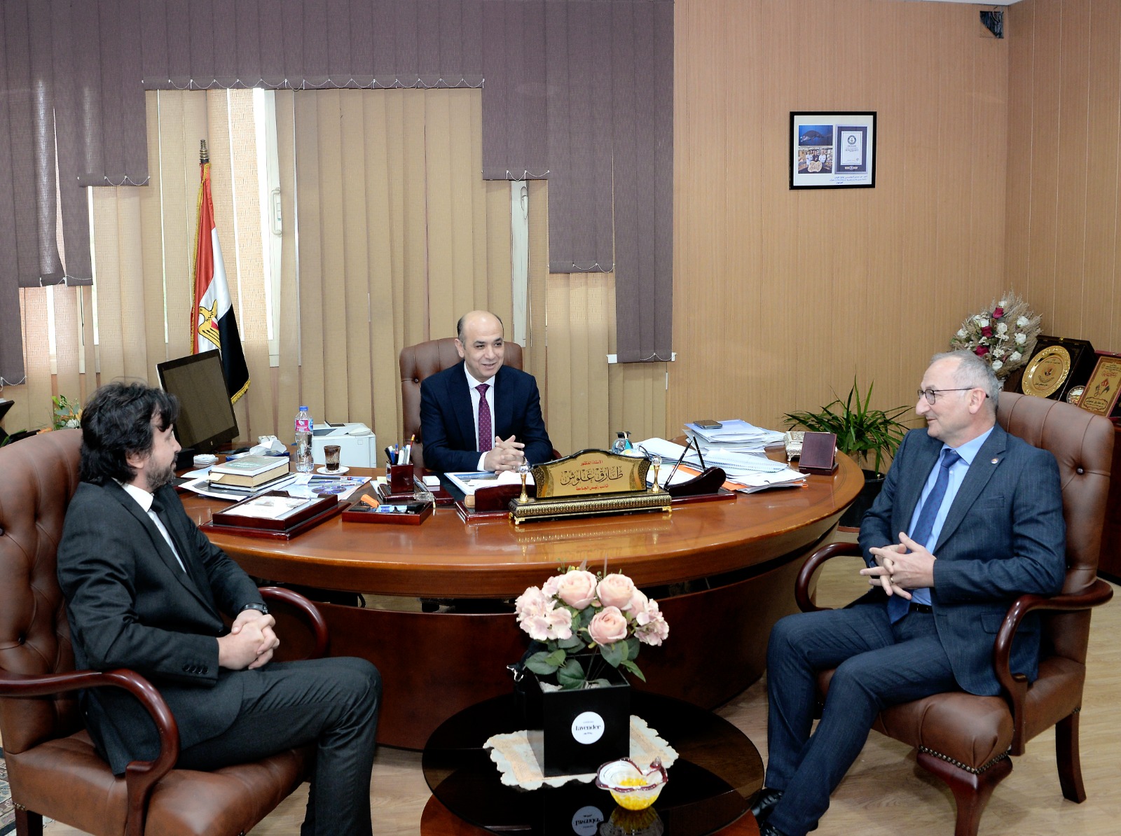 جانب من الوفد التركي جانب من الوفد التركي