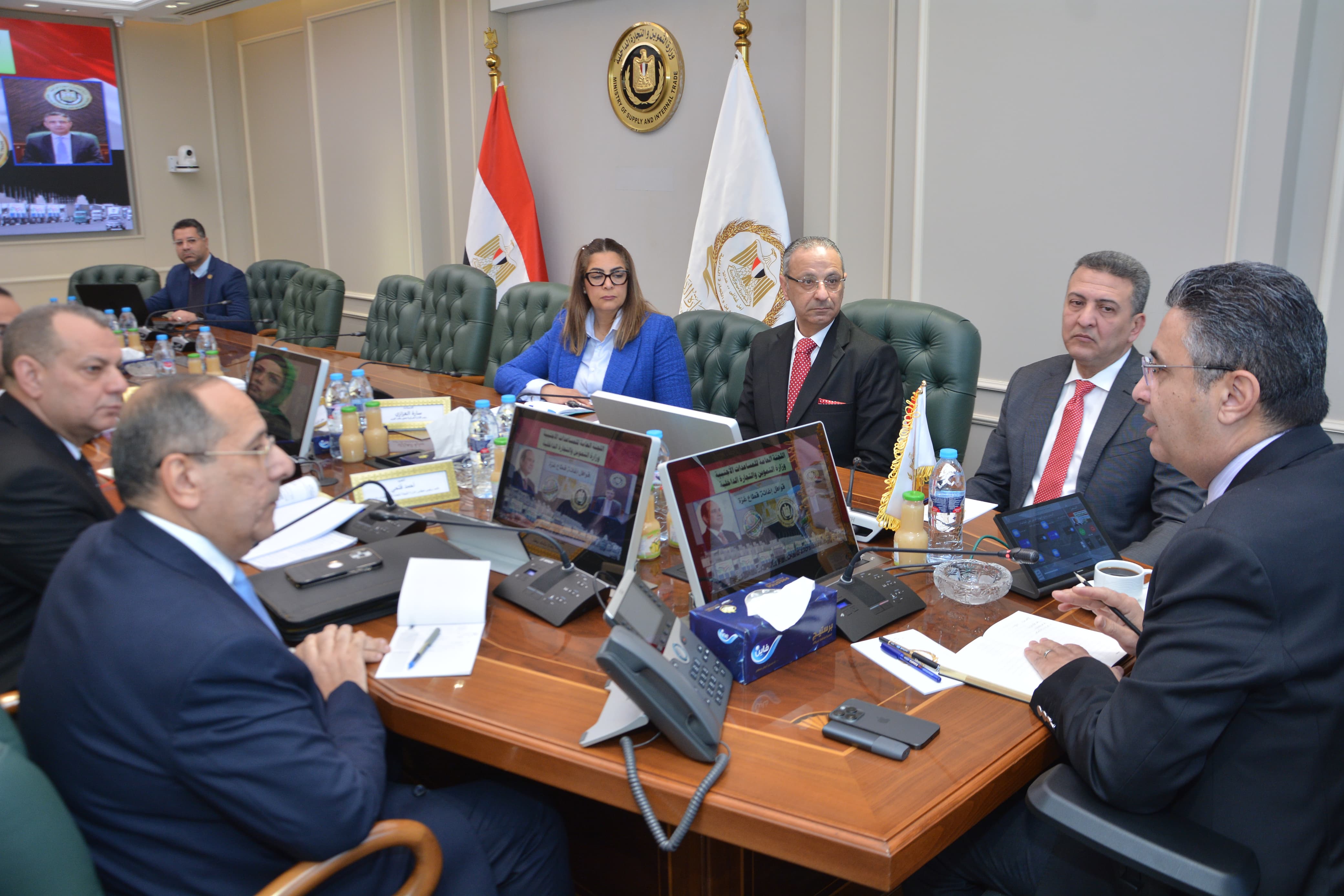 edacc64c-989a-4ba9-bb39-76deb23f8035