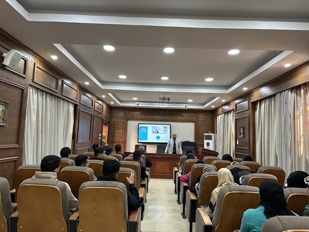 جامعة الأقصر تنظم ندوات التثقيف الرقمى حول المراهنات جامعة الأقصر تنظم ندوات التثقيف الرقمى حول المراهنات