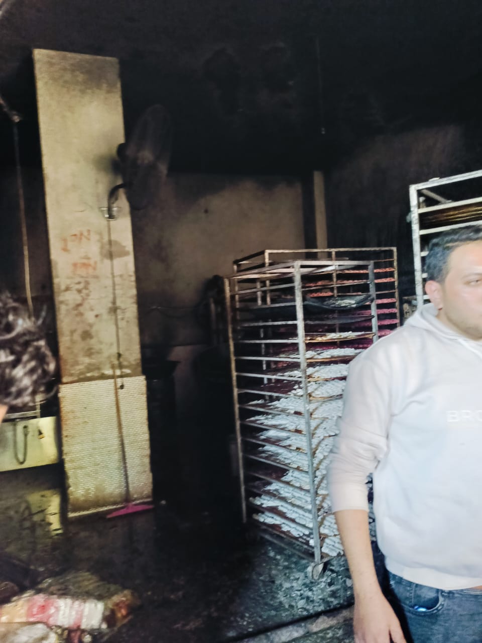 بعد السيطرة على الحريق (1)