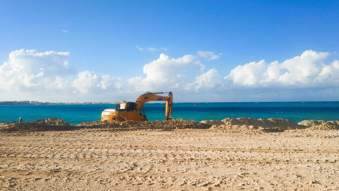 تنفيذ مخطط توسيع طريق كورنيش مطروح تنفيذ مخطط توسيع طريق كورنيش مطروح