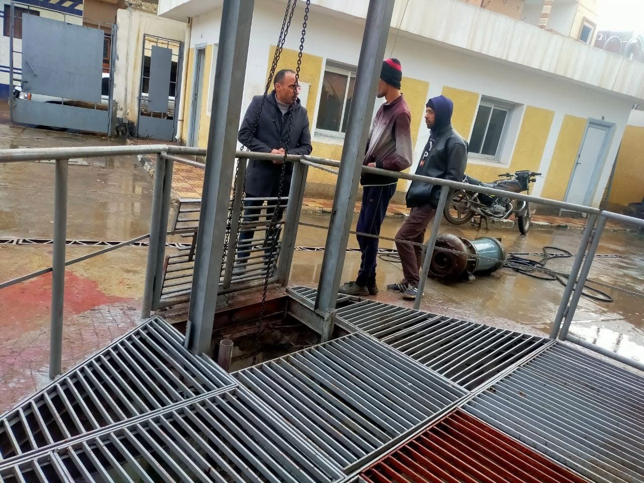 متابعة محطات مياه الشرب والصرف الصحي