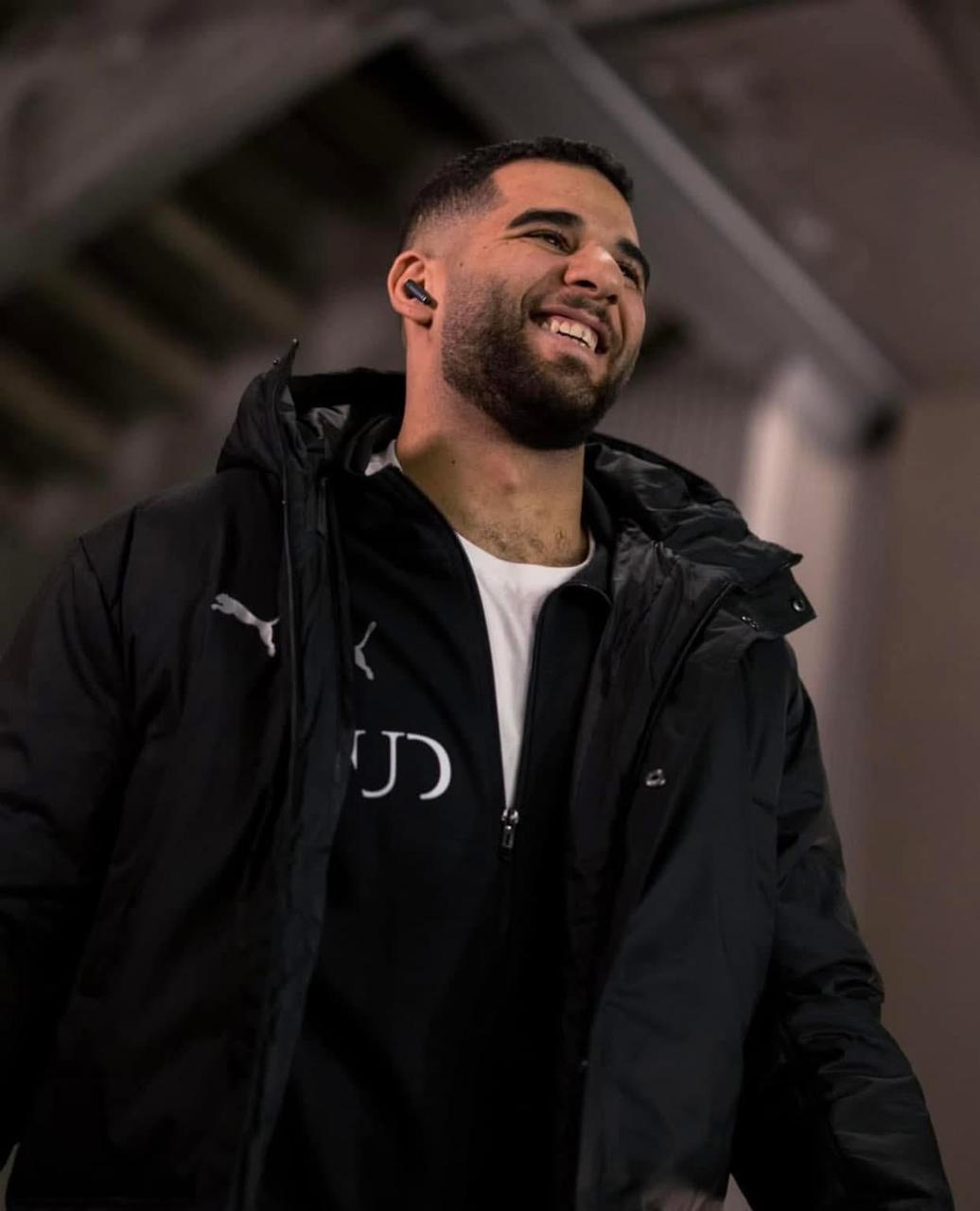 أحمد عادل دولا  حارس منتخب اليد