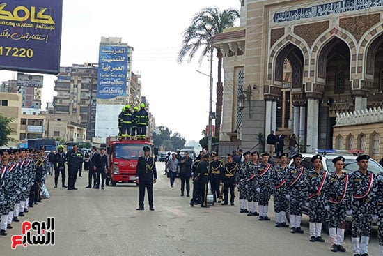 جنازة-عسكرية-للعقيد-فتحي-سويلم-شهيد-حادث-البنك-بالفيوم6