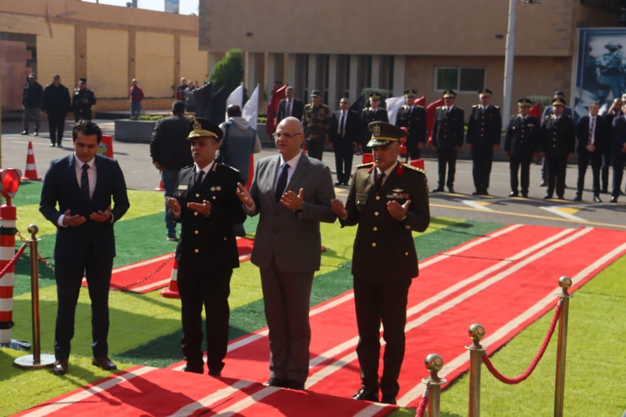 خلال قراءة الفاتحة_1