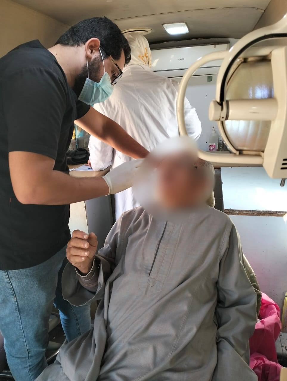 عيادة الأسنان