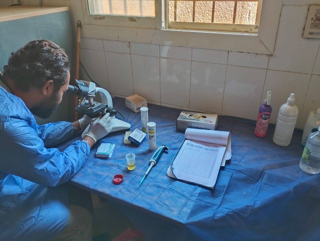 تحليل العينات بمبادرة حياة كريمة