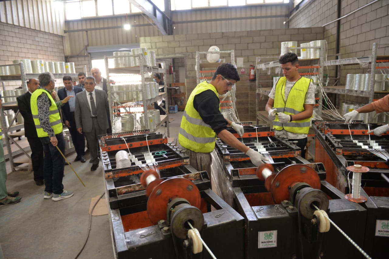 جانب من الإنتاج داخل المصنع بميت غمر