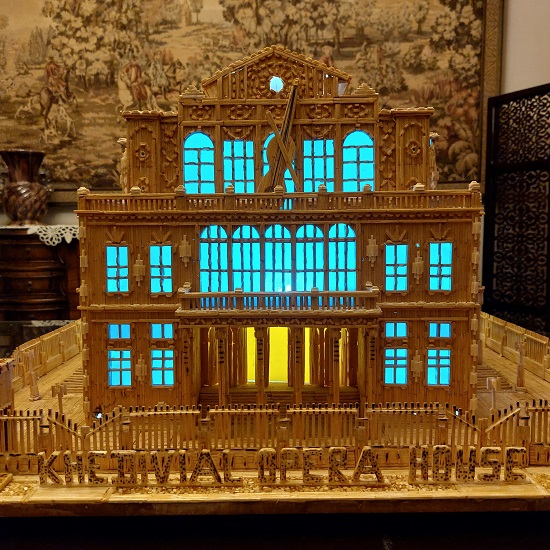 أحد تصميماته