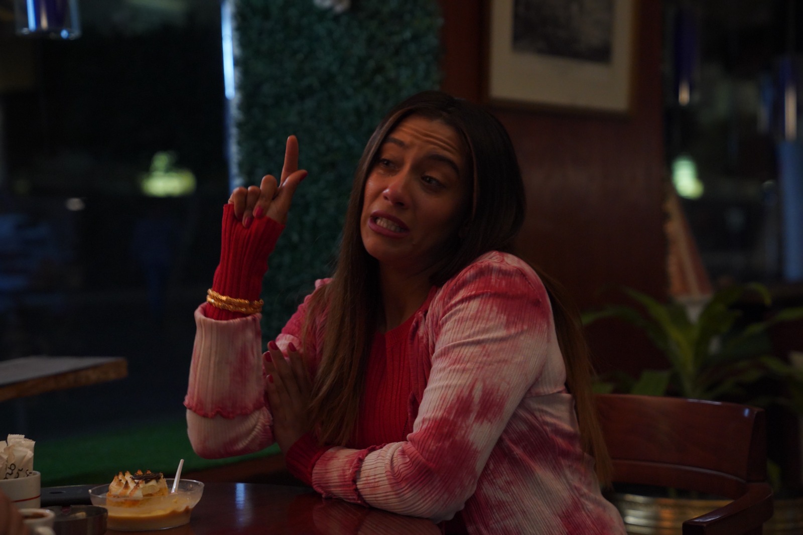 جلا هشام فى مشهد من ولاد الشمس جلا هشام فى مشهد من ولاد الشمس