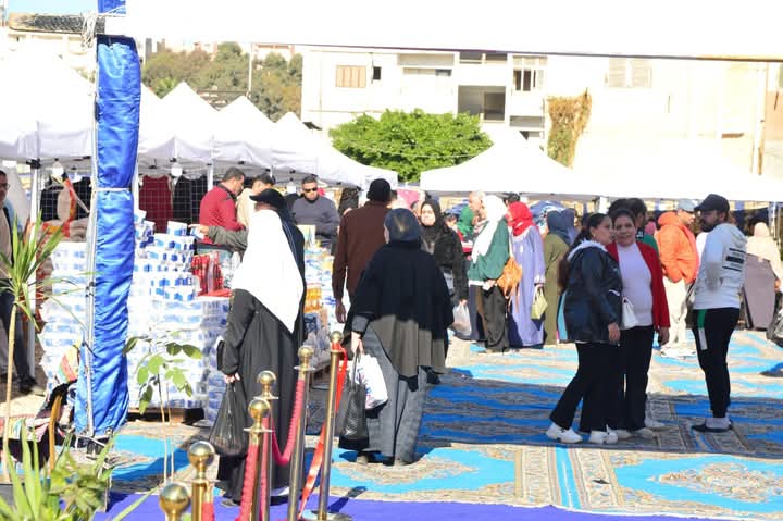 إقبال علي السوق إقبال علي السوق